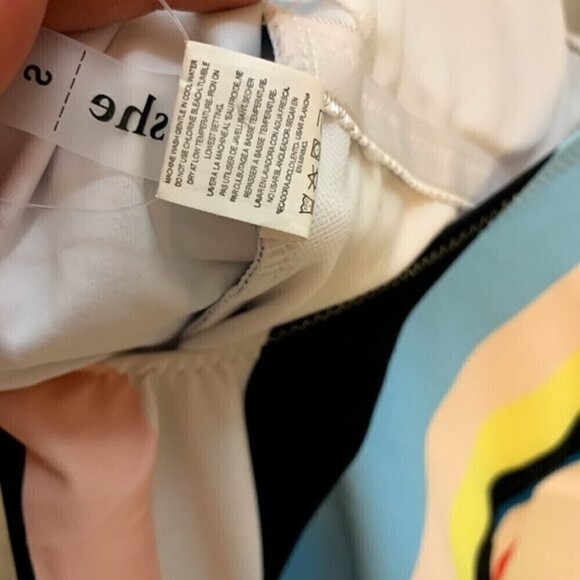 Cupshe NWT Cheeky Gal Stripe One Piece High Cut Summer Swim Suit - Picture 7 of 8